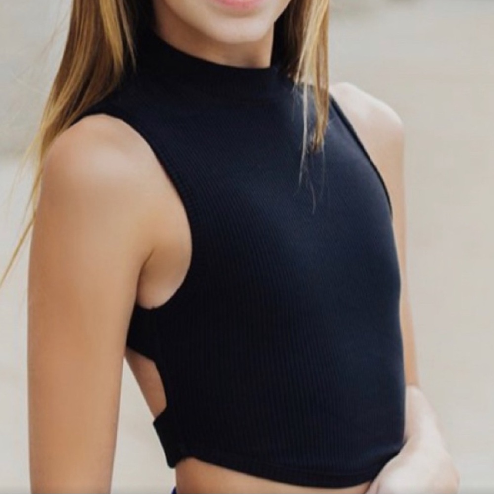 5 dancewear Black Sleeveless Ribbed Top